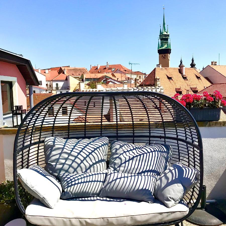 Boutique Apartments U Rolanda, Mikulasske Namesti Znojmo Luaran gambar